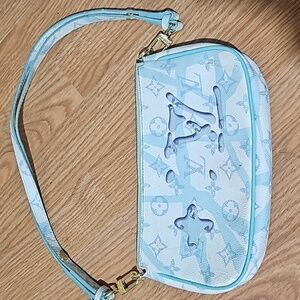 Louis Vuitton  Purse